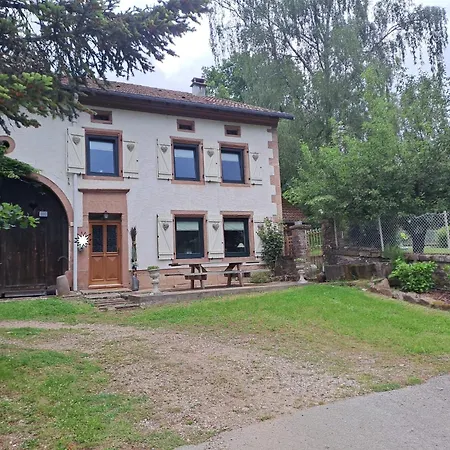 Maison De Charme 4 Et Jardin Clos. 度假居